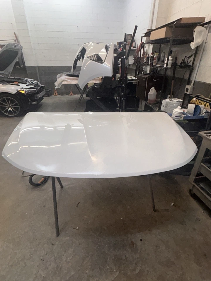 Chrysler Pacifica Hood 2018 Foto 2 de 4