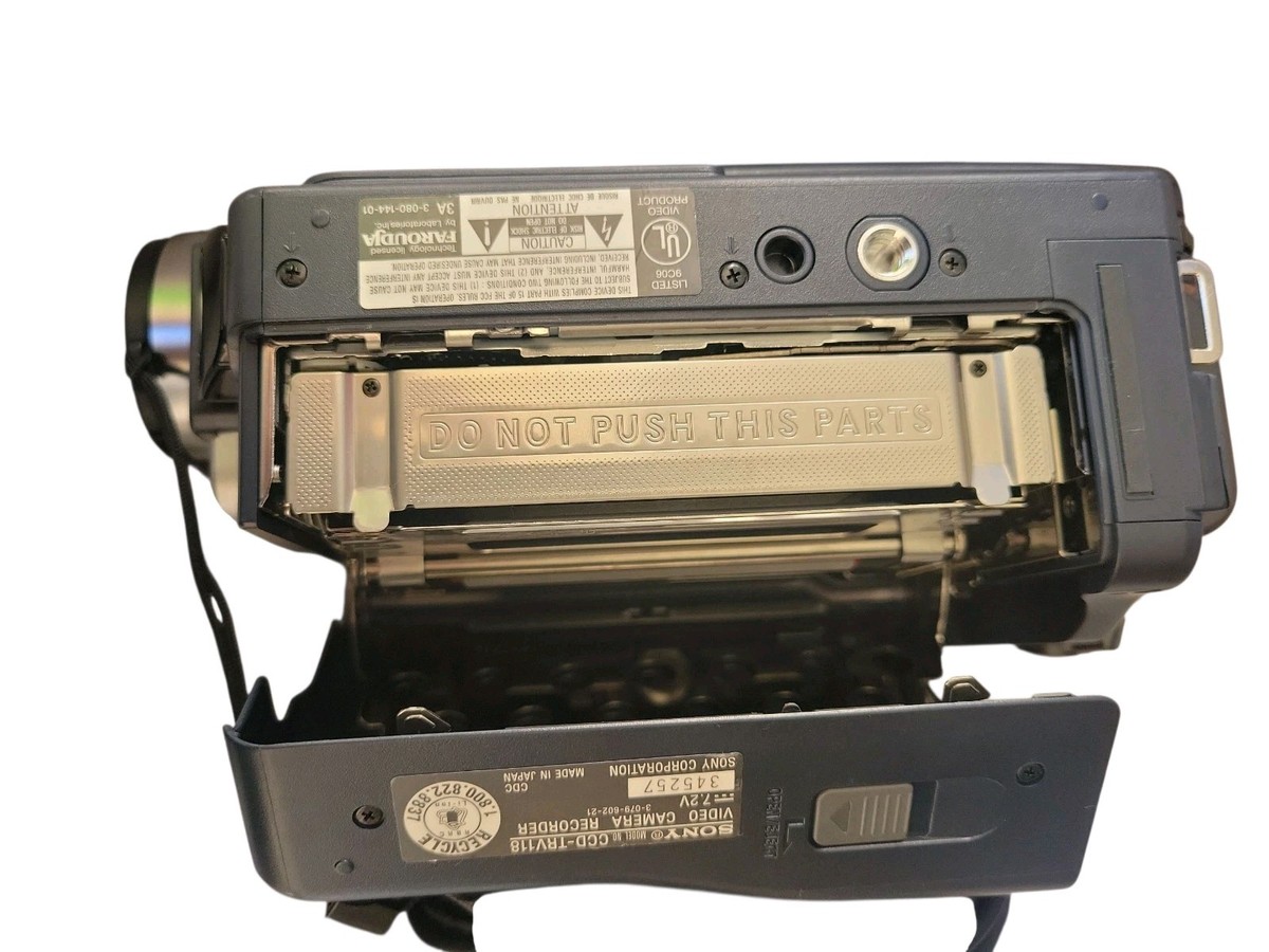 Working Sony Handycam CCD-TRV118 8mm Hi8 Camcorder w/Nightshot