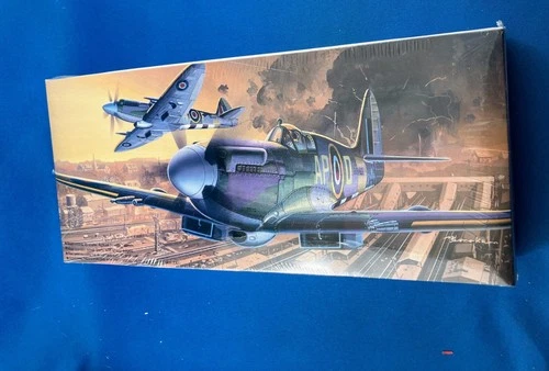 FUJIMI 1/72  SPITFIRE Mk.14E AFTER D-DAY -74009 - SEALED