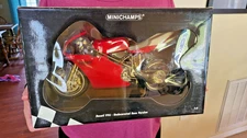 Minichamps 1/6 Scale 062 011200 - Ducati 996 Undecorated Race Version