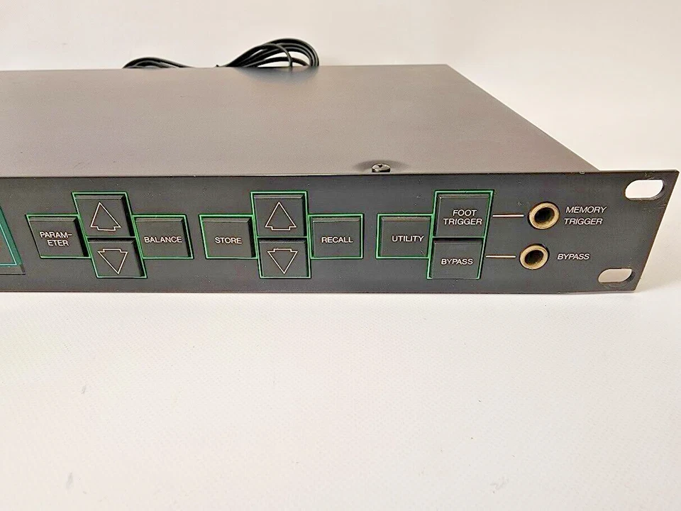 YAMAHA SPX90Ⅱ Rack Mount Reverb Effects Processor tested working - Image 3 of 4