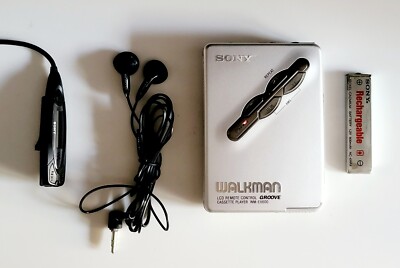 Super rare Sony Walkman Cassette Player WM-EX600 / 678 + LCD