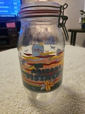 Arizona Pistachio 2L Glass Jar With Hinged Lid