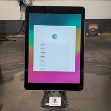 Apple iPad 6th Gen. A1893 128GB Space Gray WIFI 9.7" Battery 99 Scratches 82