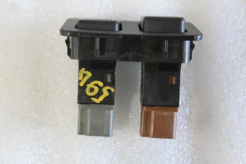 1990 1991 1992 1993 1994 SUBARU LEGACY CONTROL DE CRUCERO + INTERRUPTORES DE DESCONGELACIÓN Foto 3 de 4