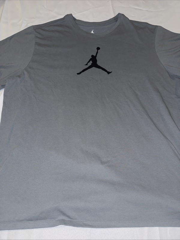 Nike Air Jordan Flight T Shirt Mens 3XL Gray Jumpman Graphic Logo Crew Neck Tee