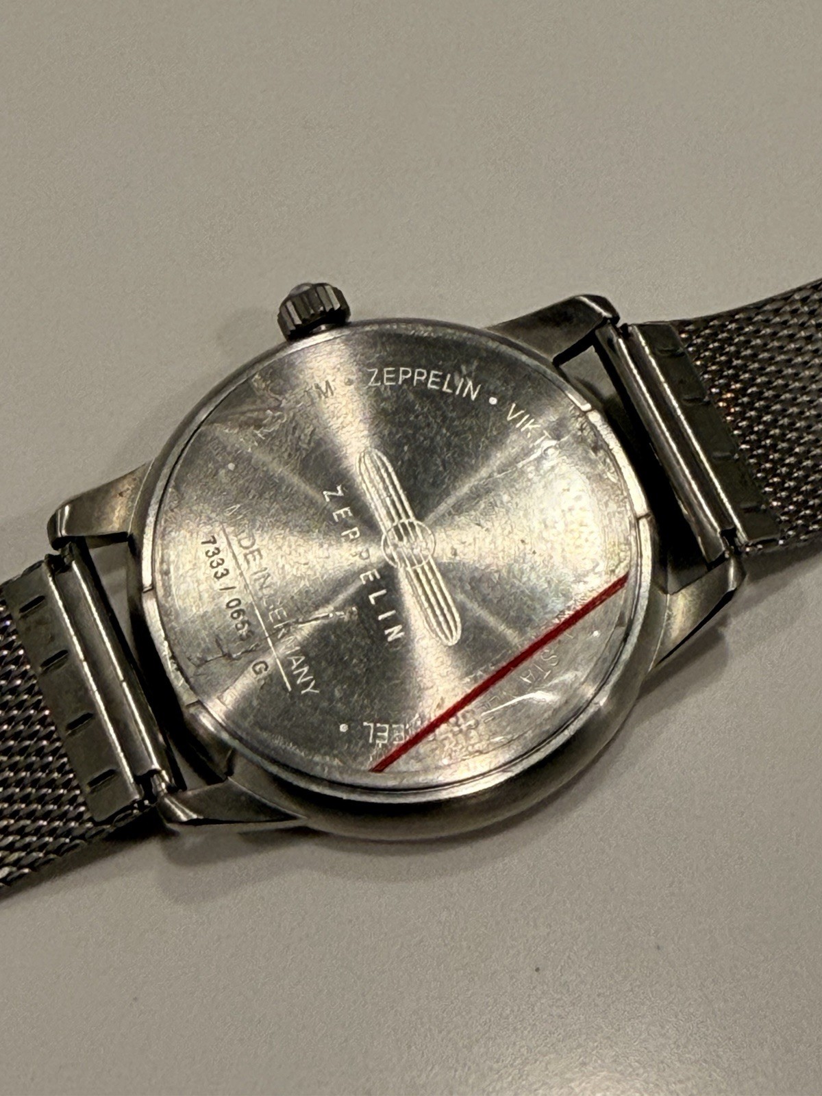 zeppelin watch - image 2