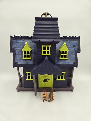 Scooby-Doo Mystery Mansion Haunted House w/ Figures Hanna Barbera