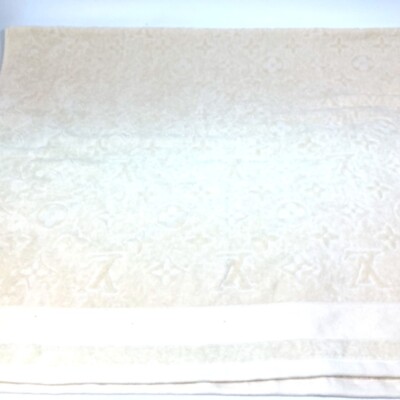 LOUIS VUITTON M77516 Monogram Dora du Bain LV Vacation Beach towel  