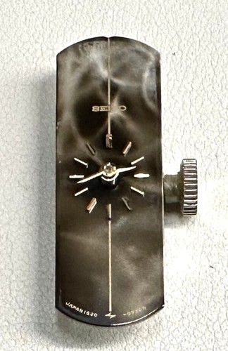 Seiko 1520 Slim Cut Crystal 17 Jewel Mechanical Ladies Cocktail Watch 1970s - Picture 8 of 12