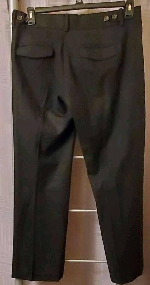 Picture 4 of 5