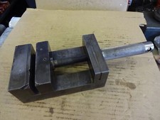Toolmakers vice 4" jaws opens to 3" right thread; ii 202