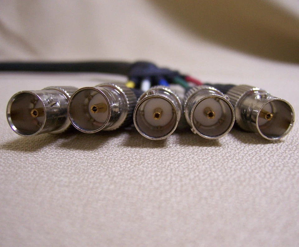 Liberty Wire & Cable LWC E-VGAM-5BNCF .5, 1 or 2 ft Male VGA to Female BNC RGBHV - Image 4 of 4