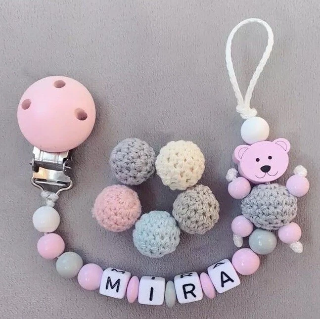 HANDGEFERTIGT Nuckelkette Schnullerkette mit Namen ♥ Mädchen ♥ Teddybär ★ Rosa Grau