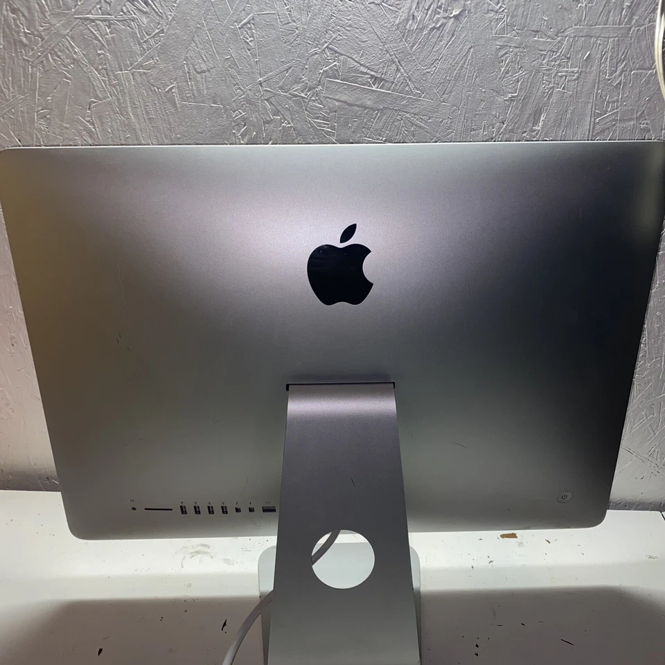 Apple iMac 21.5” 2015 2.8GHz Core i5 8GB RAM 1TB HDD A1418 MK442LL/A Loaded - Image 3 of 4