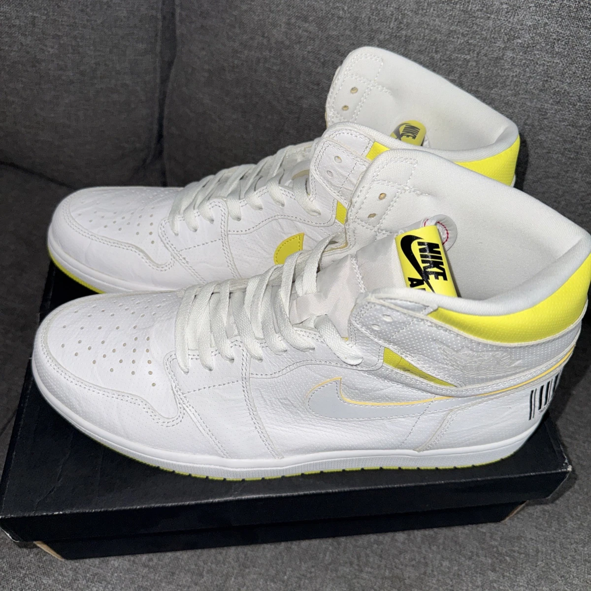 Preços baixos em Jordan 1 Retro OG High First Class Flight | eBay