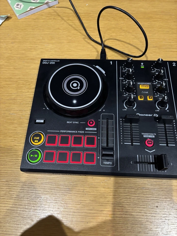 Pioneer DDJ200 2-Channel Double Deck DJ Controller - Black - Image 3 of 4