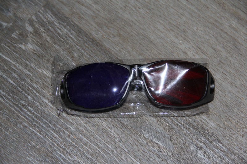 Red Blue Anaglyph 3D Glasses 1 pair Red Blue 3D Glasses Movie Game Glasses new