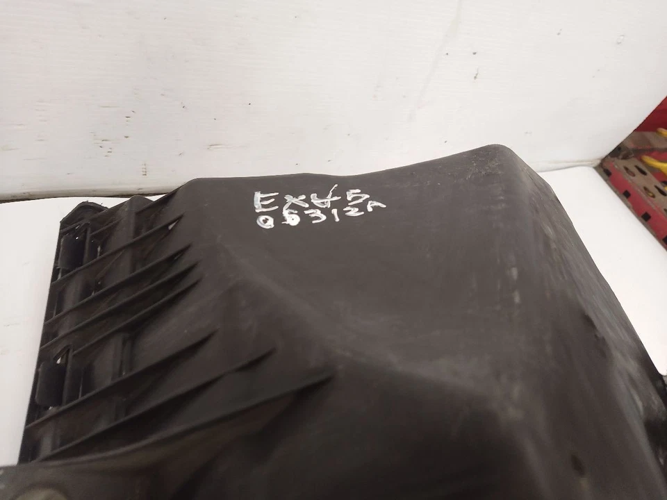 05143968AA 2005-2010 Jeep Grand Cherokee filtro de aire carcasa 11367885 Foto 3 de 4