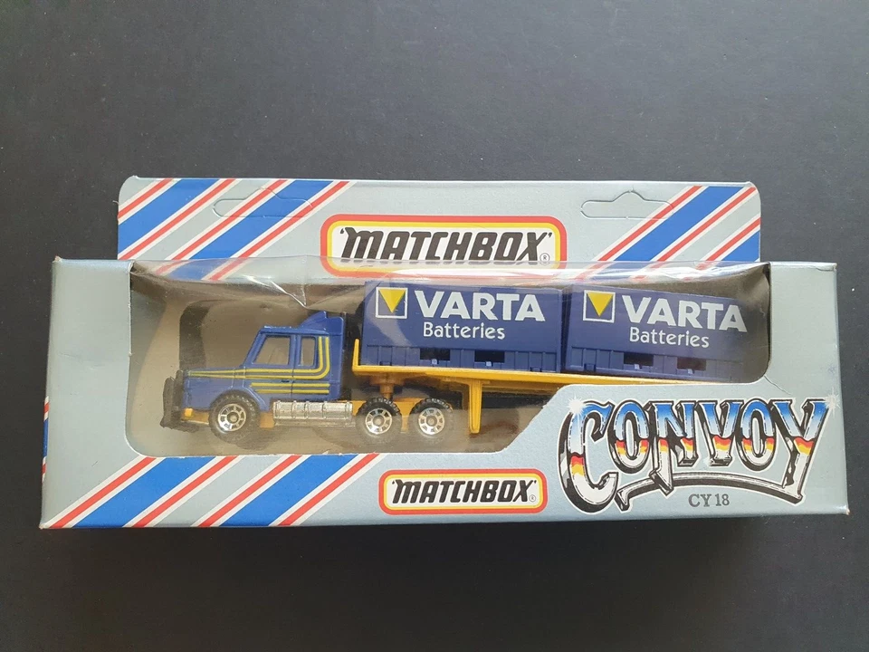 MATCHBOX CONVOY  CY-18  SCANIA DOUBLE CONTAINER TRUCK VARTA BATTERIES UNPUNCHED - Image 2 of 4