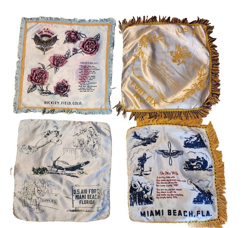 US MILITARY WW II PILLOW PILLOW COVER WIFE, SWEATHEART, COMIC