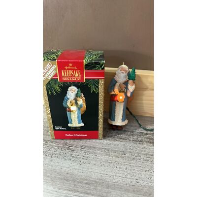 Hallmark keepsake ornament Father Christmas Magic Flickering Light 1991
