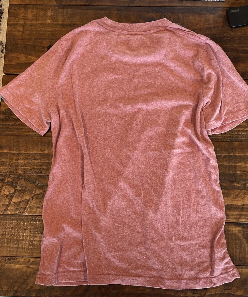Camiseta niño Abercrombie niños talla 13/14 color rosa Foto 3 de 3