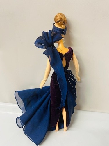 1998 Embassy Waltz Barbie, Collector's Club Member's Choice- DOLL ONLY - Picture 6 of 6