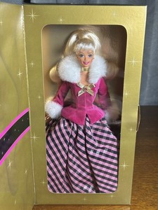 Poupée Barbie Avon Winter Rhapsody 1996 - Mattel - NEUVE EN BOÎTE