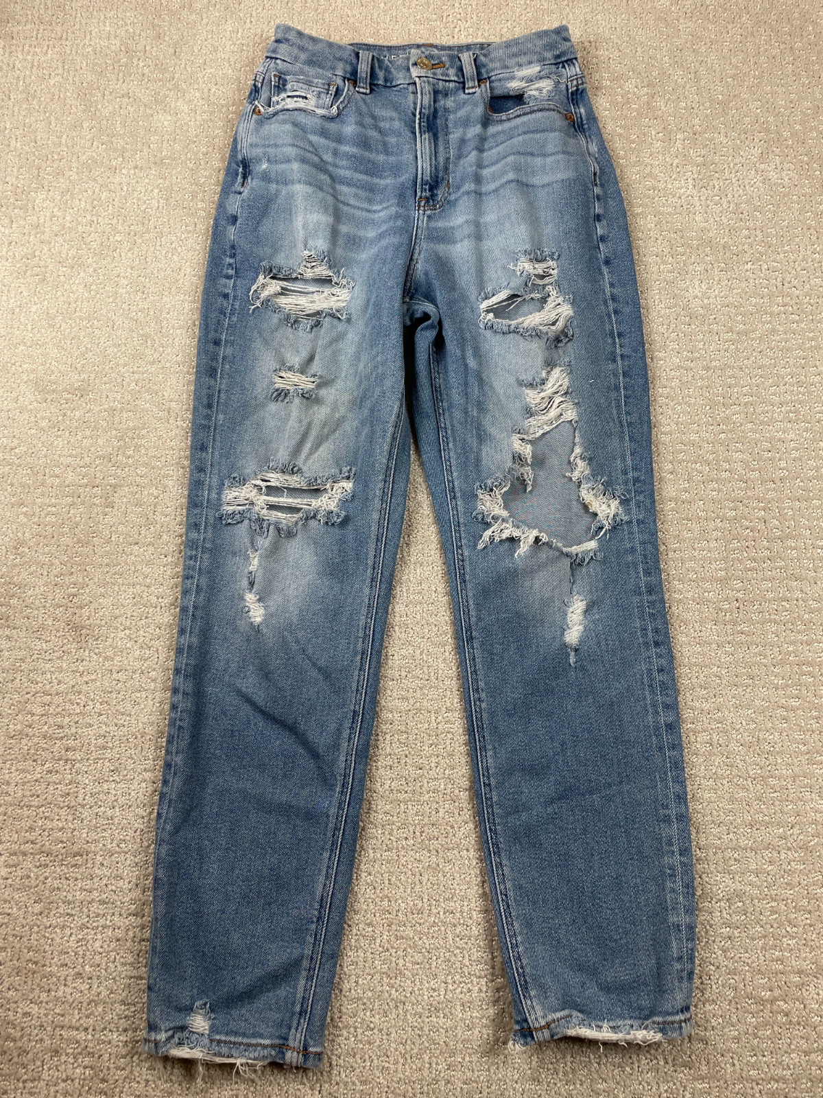 American Eagle Jeans Womens Size 2 Curvy Mom Medium Wash Distressed Stretch Y2K