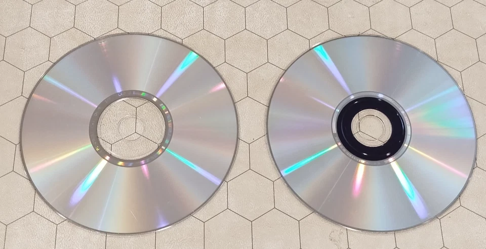 Waves CD lot Production Mixing Mastering With Waves and Waves V4r4 Windows Mac X - Image 2 of 2