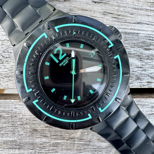 Rare Black Swatch Watch Scuba Libre Dark Water SUUB403 - new battery, working