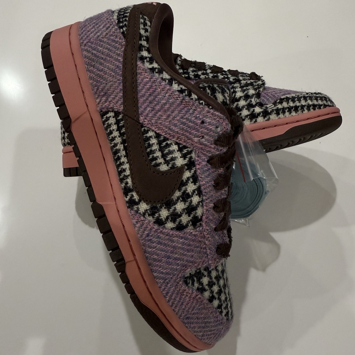 Nike Dunk Low Harris Tweed Pink Women's Size US 8 RARE HQ5036 902