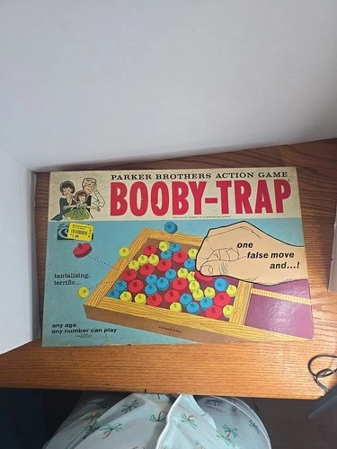 Parker Brothers 1965 Booby Trap Board Game with Instructions Vintage USA Complet