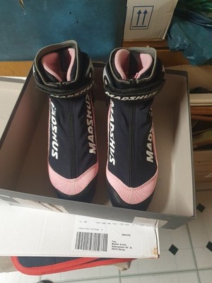 Langlaufschuhe-Skate Carbon-MADSHUS-ATHENA SKC,neuwertig Gr.39 Damen