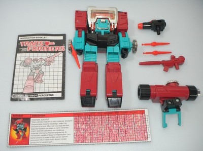 Vintage 1985 Perceptor Transformers G1 100% Complete Figure & Tech Specs Robot