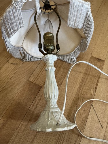 Vtg Lamp Lace Shabby Chic & Victorian Fringe Shade Light Boudoir - Picture 8 of 12