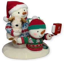 Hallmark 2020 Cozy Christmas Selfie Sound, Lights & Motion Animated Snowmen NWT