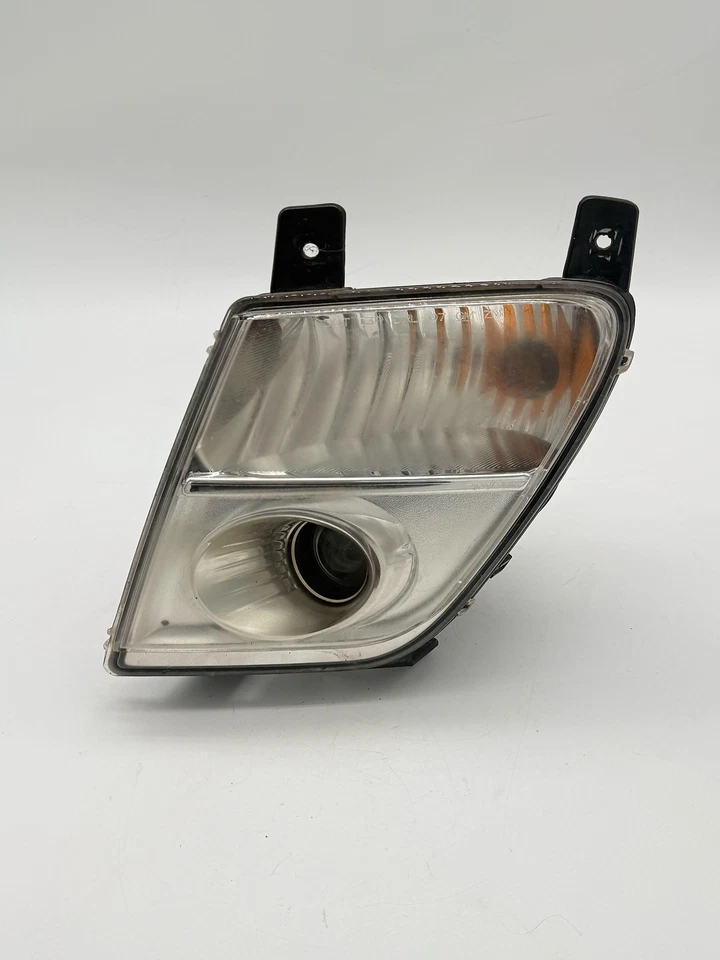 SATURN SKY FRONT BUMPER FOG LIGHT LAMP SIGNAL LIGHT LEFT DRIVER SIDE 07-10 OEM - Image 2 of 4