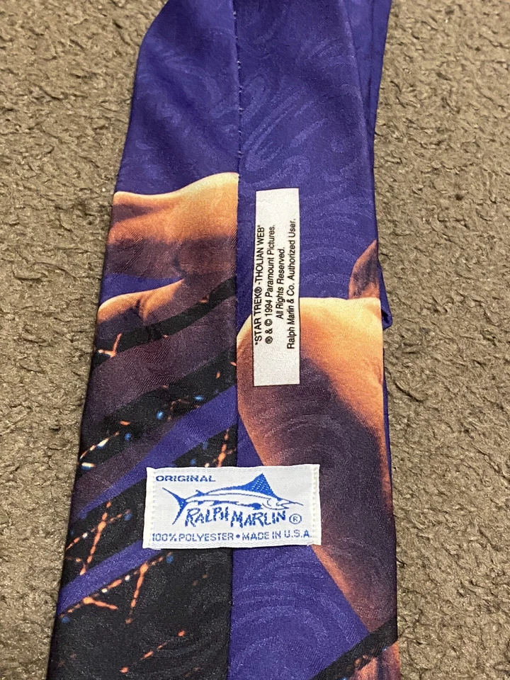 Corbata vintage 1994 Ralph Marlin púrpura Star Trek para hombre Tholian Web Episodio Chekov Foto 2 de 3