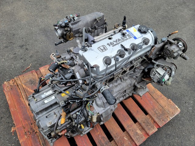 98-02 Honda Accord 2.3L 4CYL SOHC Engine Only Motor F23A5 98-02 Honda Accord 2.3L 4CYL SOHC Engine Only Motor F23A5