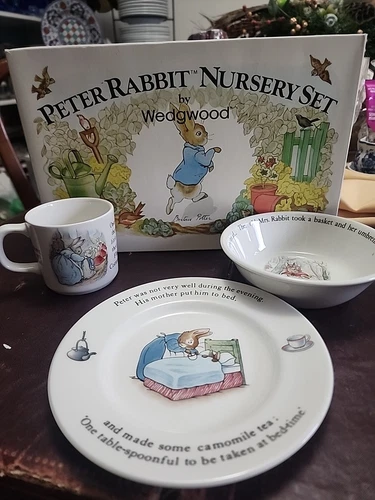 Beatrix Potter Peter Rabbit Nursery Set Wedgwood Original Box Easter Bunny