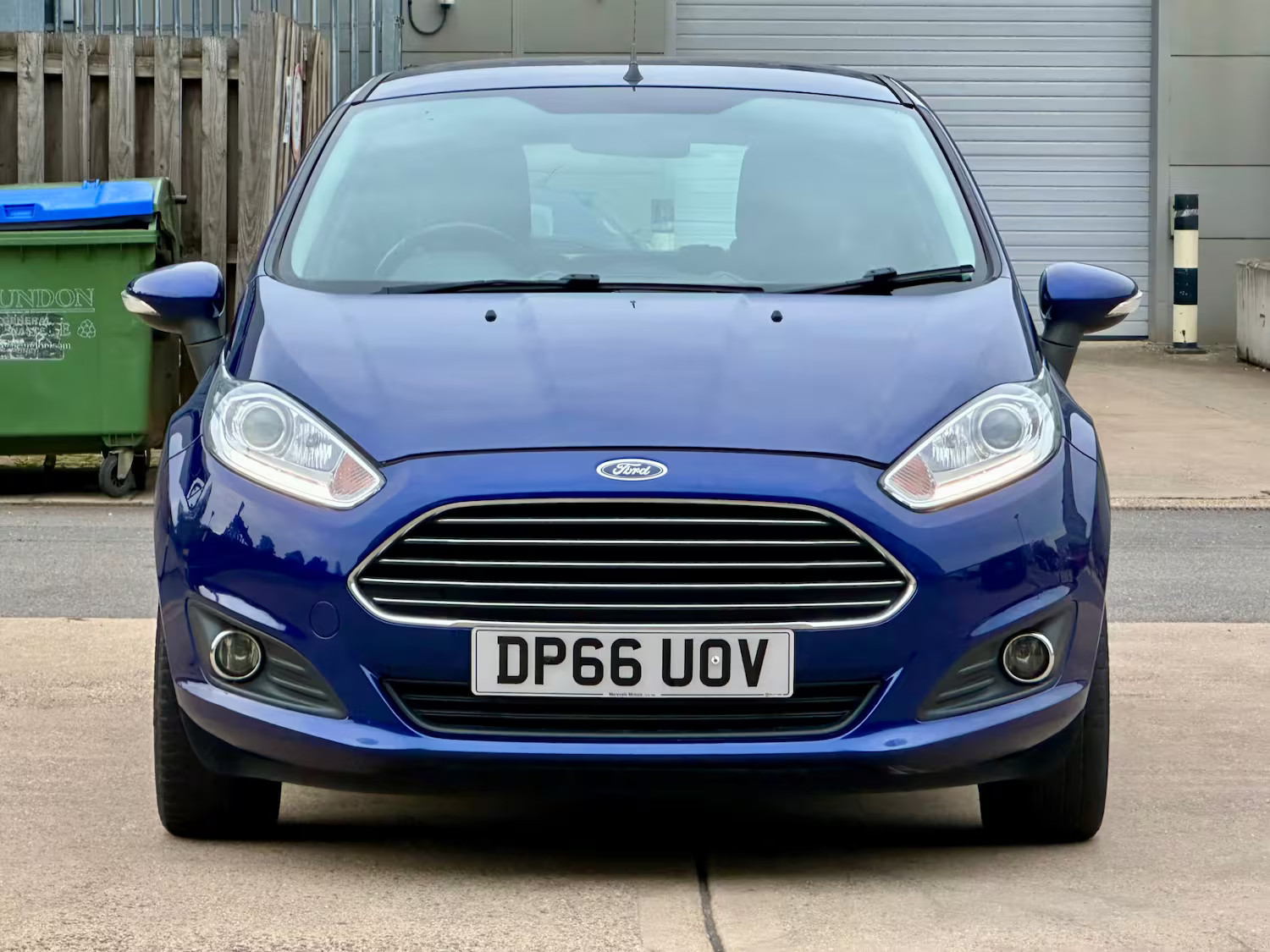 2016 Ford Fiesta, photograph 4