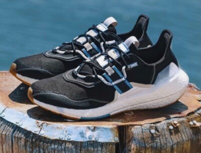 Adidas Ultraboost 22 X Parley Trainers HQ6539 Black Grey UK Size - Main Image