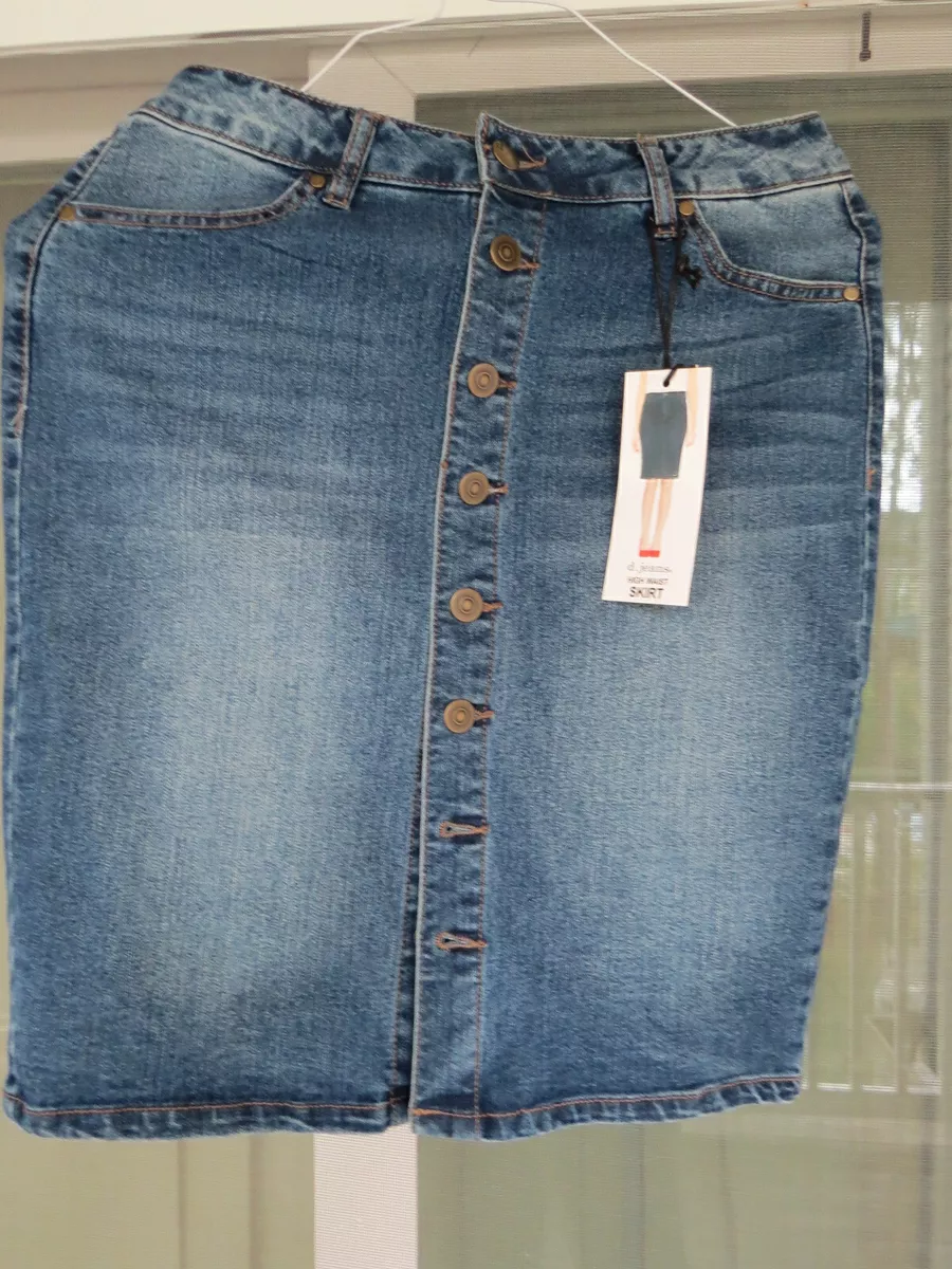 D jeans size 6 2025