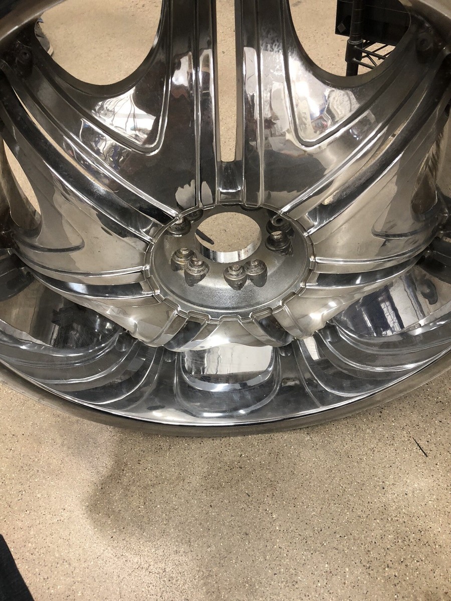Chrome Rims 22 Inch