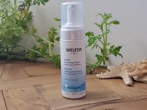 gentle cleansing foam weleda