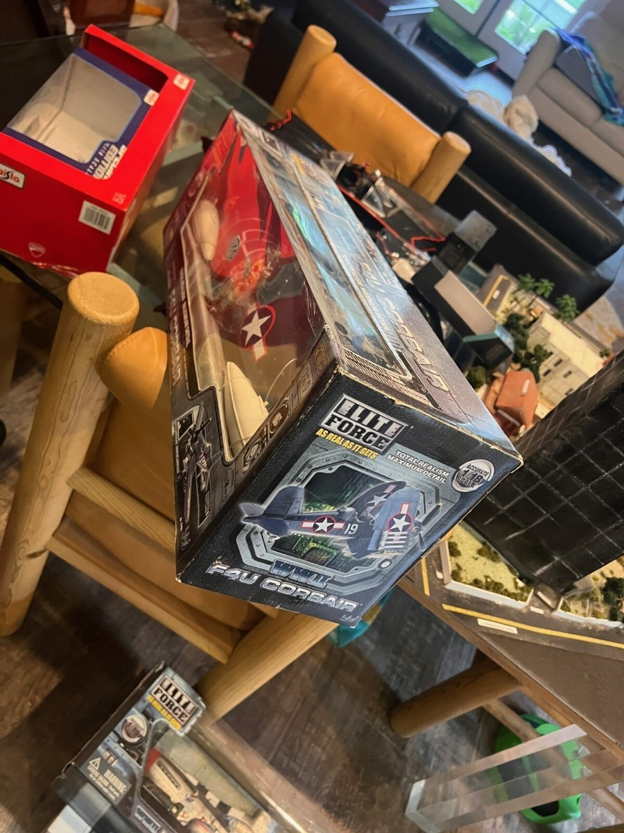 Elite Force 1/18 F4U Corsair 21st Century Toys marines dream Elite Force 1/18 F4U Corsair 21st Century Toys marines dream