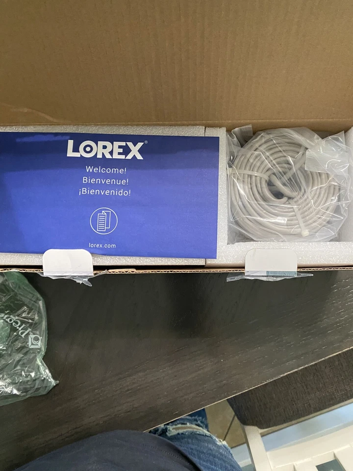 Lorex 4K 16-Camera Capable 2TB NVR System with 4 Bullet Cameras - Image 3 of 4