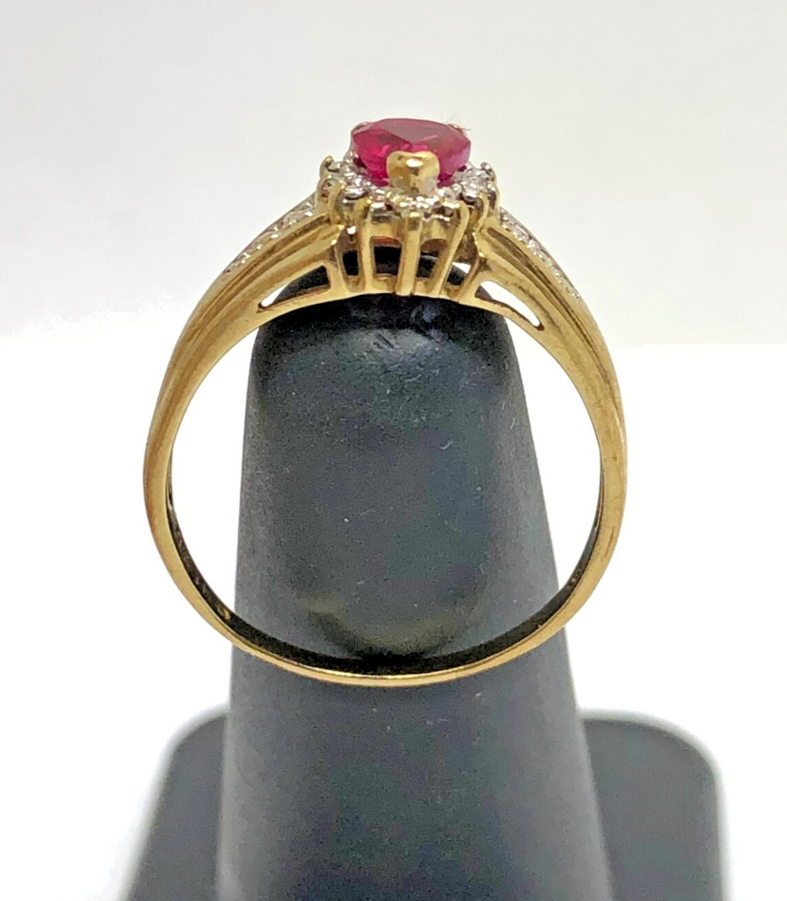 Solid 10k Yellow Gold and Heart Shaped Ruby Ring … - image 9